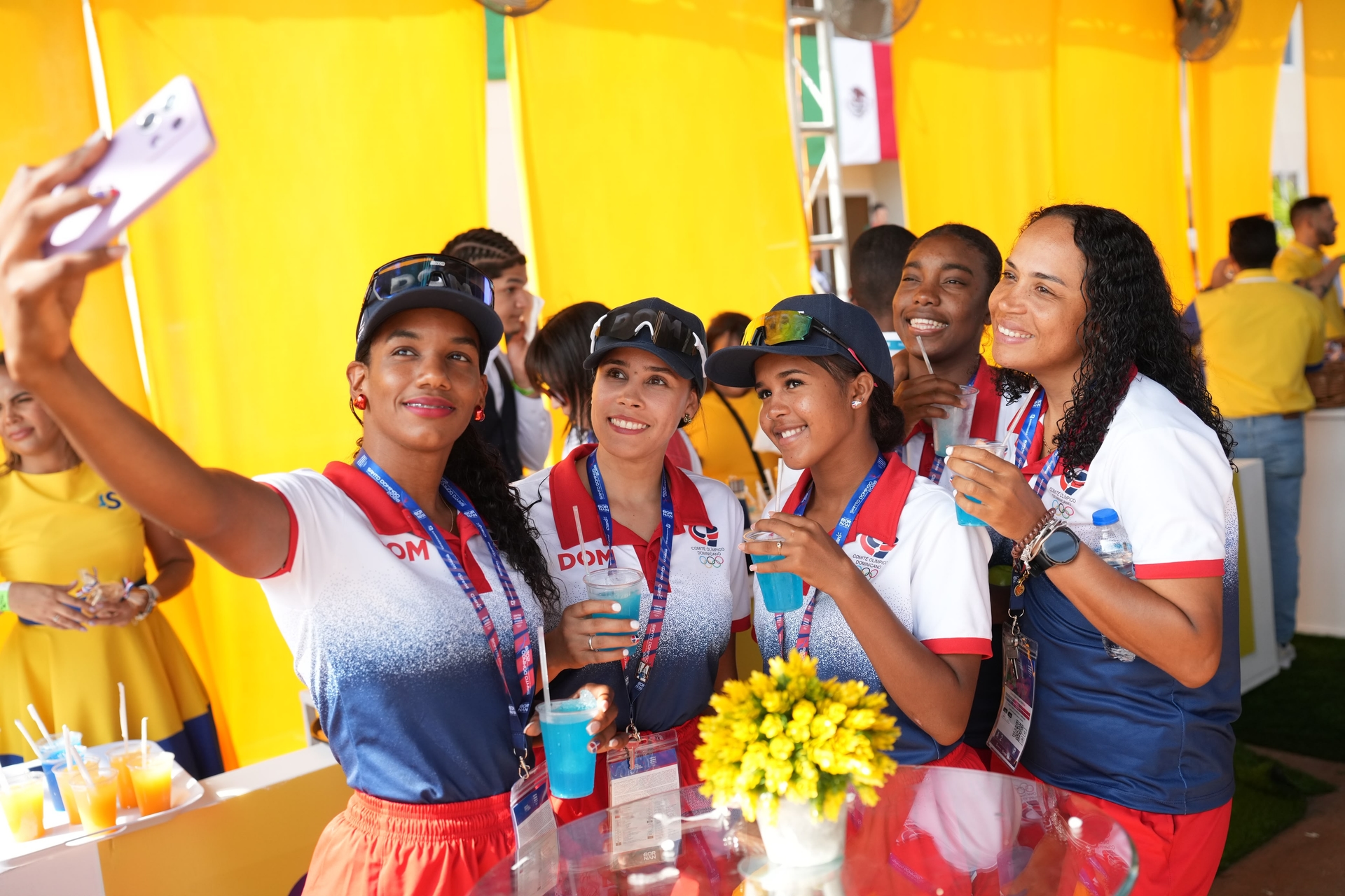 Inauguran tienda Sirena en la Villa Olímpica de Santo Domingo 2026