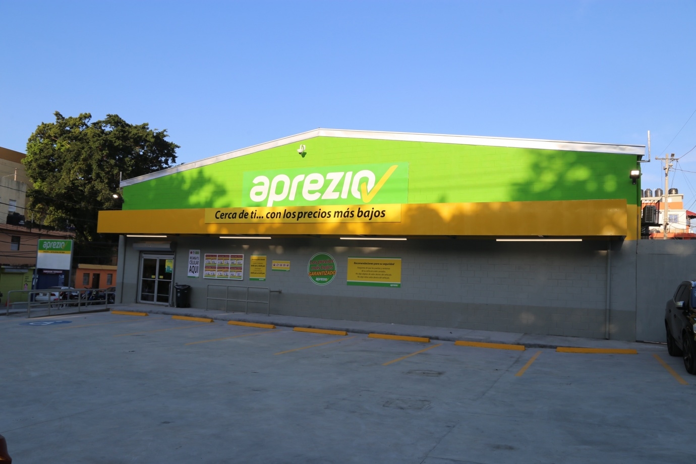 Grupo Ramos inaugura un nuevo Aprezio en la ciudad de Santiago
